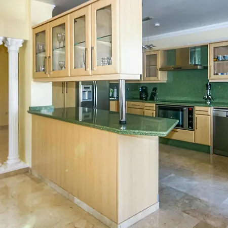 Cozy Home In Riviera Del Sol With Kitchen La Cala De Mijas