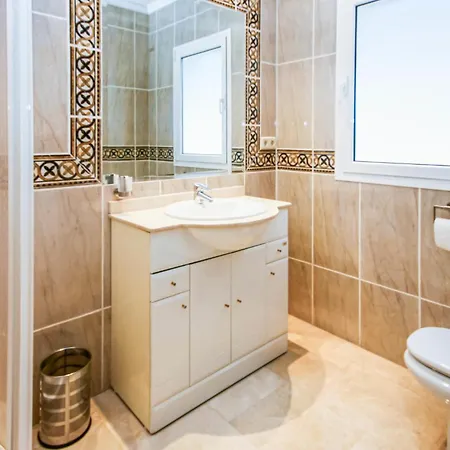 Holiday home Cozy Home In Riviera Del Sol With Kitchen