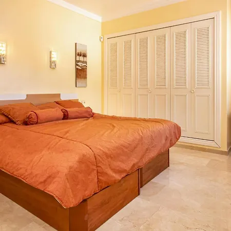Holiday home Cozy Home In Riviera Del Sol With Kitchen