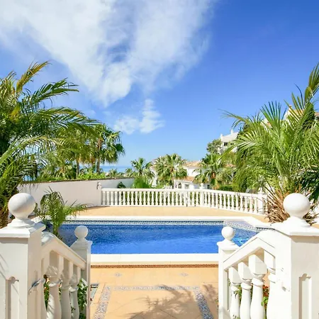Cozy Home In Riviera Del Sol With Kitchen Holiday home *